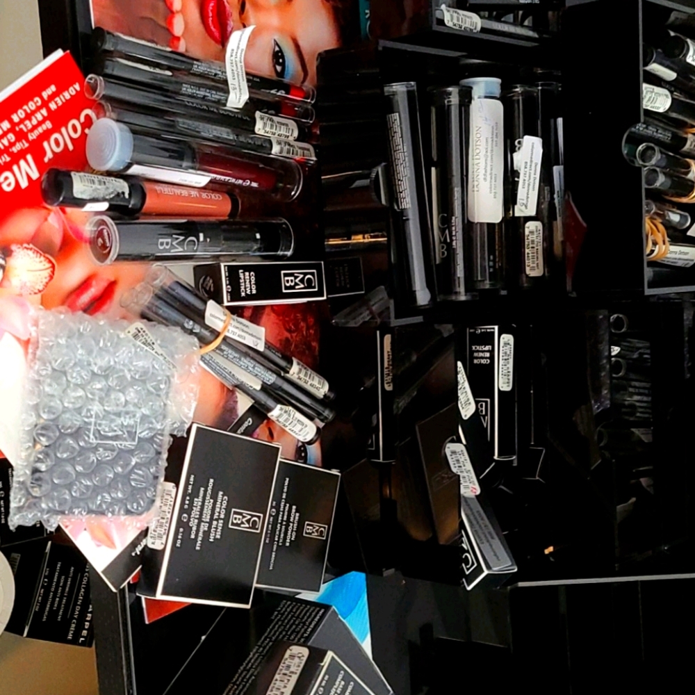 Color me beautiful products 10 dollars each lips e